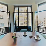 Vega By Gaiarooms Апартаменти