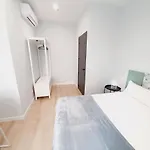 Апартаменти Vega By Gaiarooms *