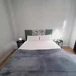 Апартаменти Vega By Gaiarooms Саламанка